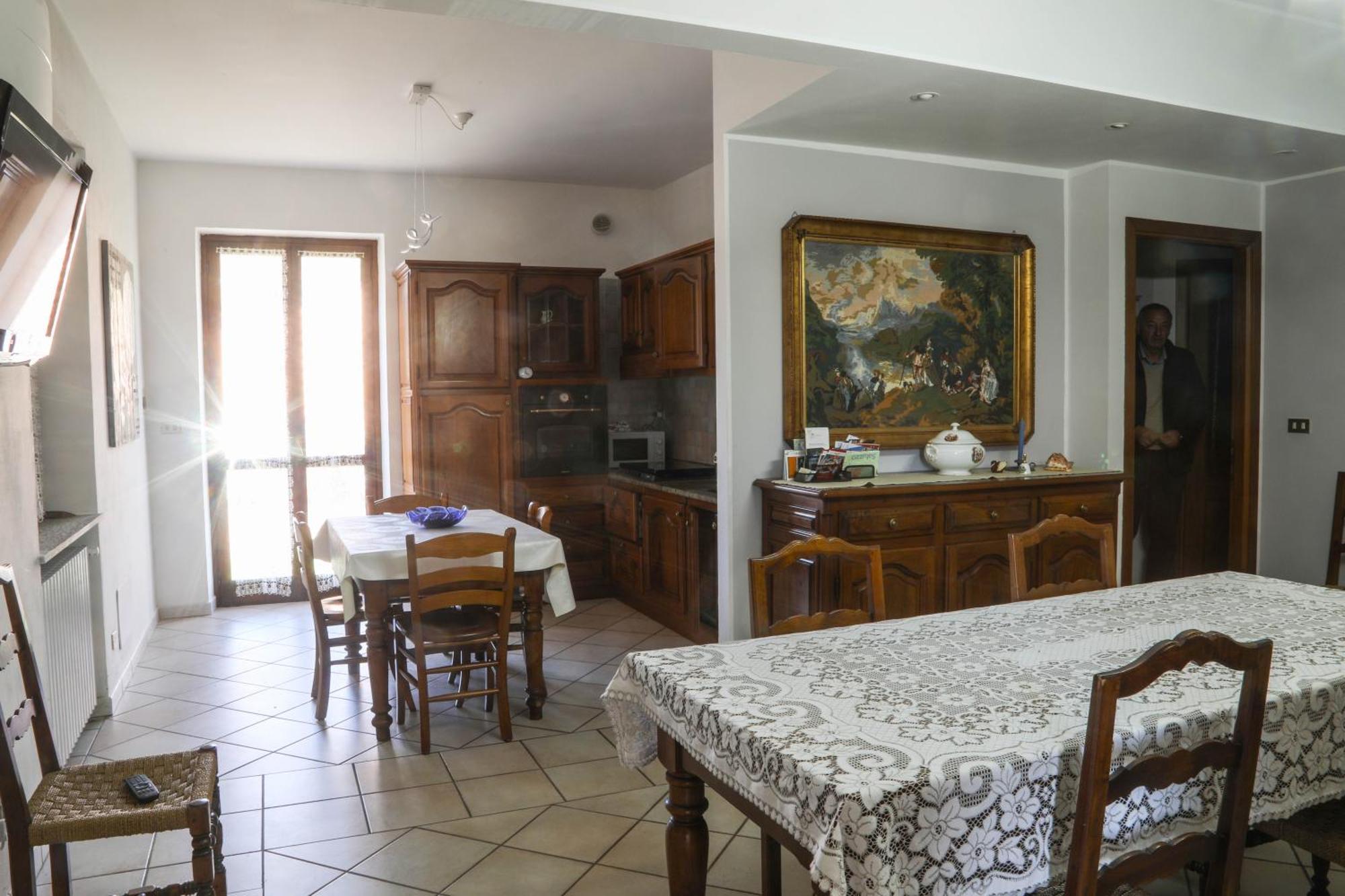 Ferienwohnung La Dimora Di Nonno Piero Manta Exterior foto